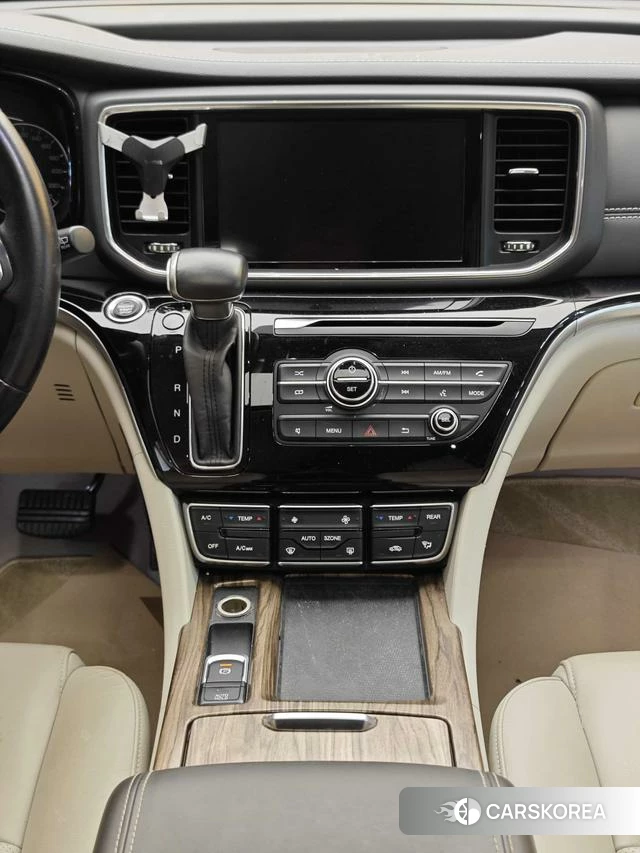 GAC Trumpchi Trumpchi M8 id 4221300 из Китая 10