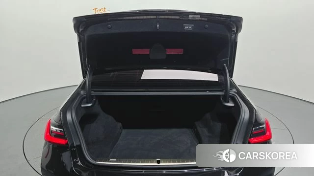 BMW 7 Series (G11) id 4736492 из Кореи 10
