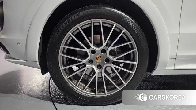 Porsche Cayenne (PO536) id 4463187 из Кореи 10