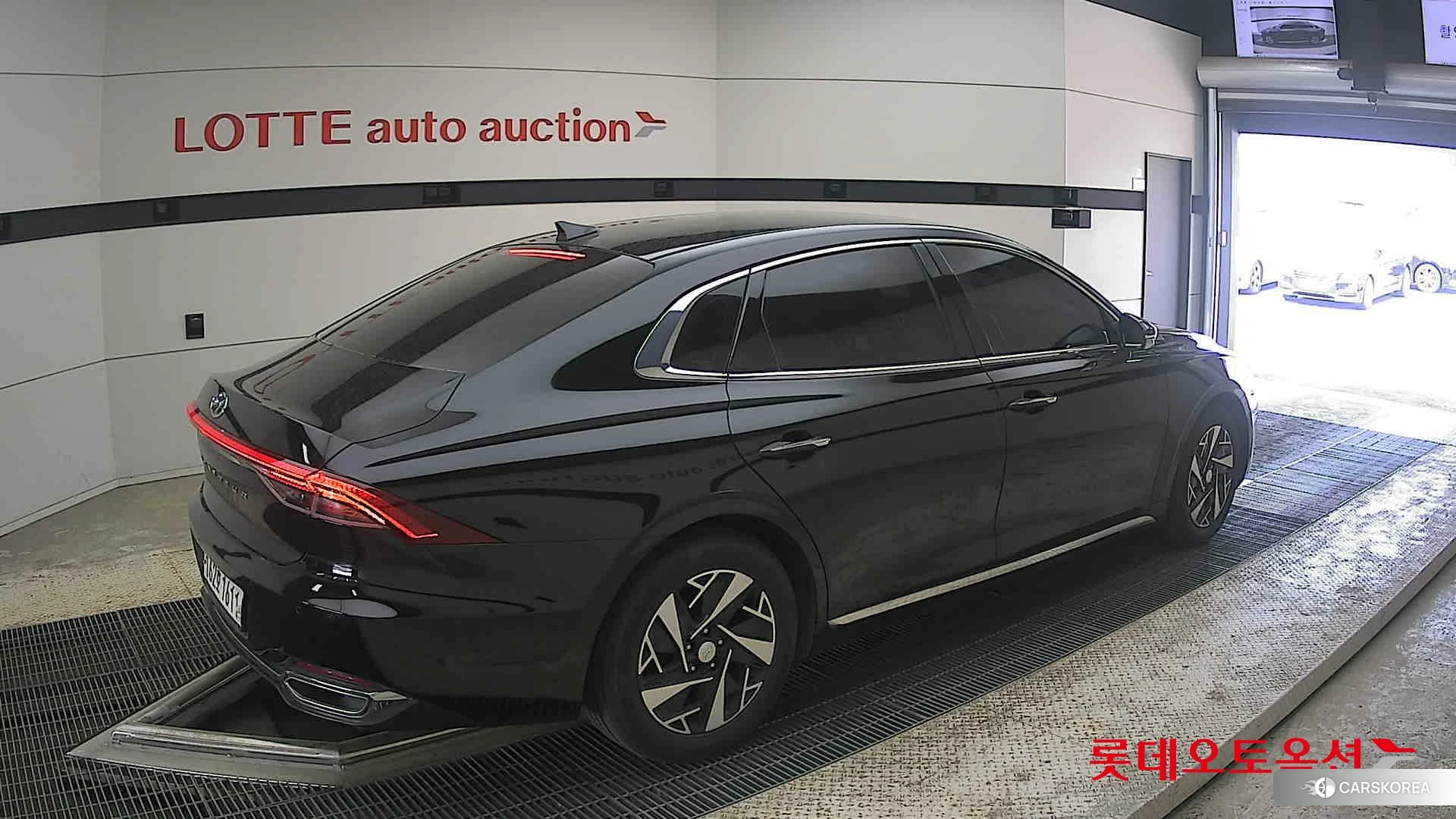 Hyundai Grandeur Hybrid id 4289501 из Кореи 10