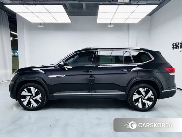 Volkswagen Tourang id 4299849 из Китая 10