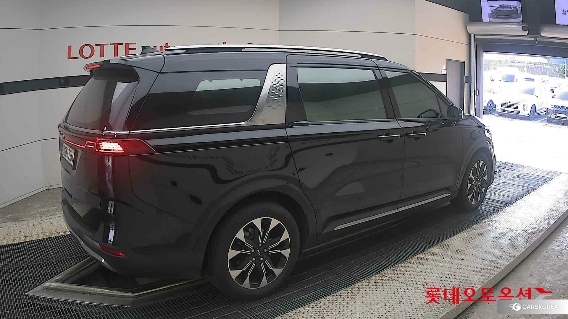 Kia Carnival id 4909242 из Кореи 10