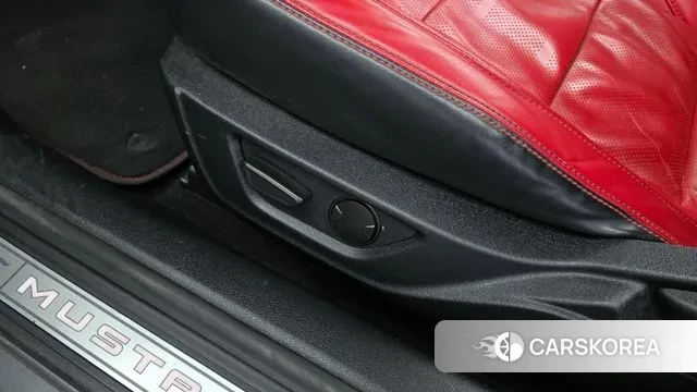 Ford Mustang id 3697555 из Кореи 10