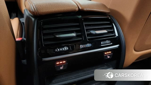 BMW 5 Series (G30) id 4471813 из Кореи 10