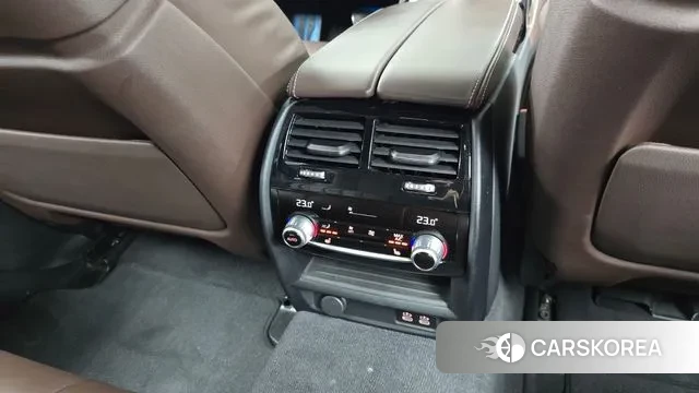 BMW 5 Series (G30) id 3587358 из Кореи 10