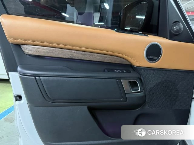 Land Rover Discovery 5 id 4203463 из Кореи 10