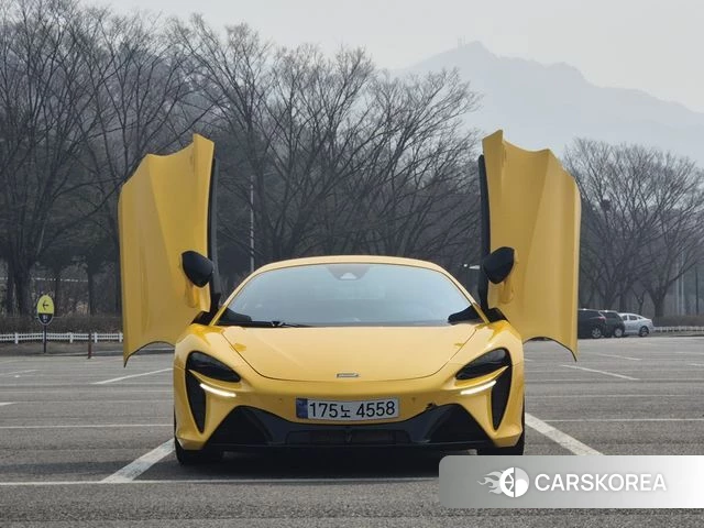 McLaren Artura id 3850703 из Кореи 10