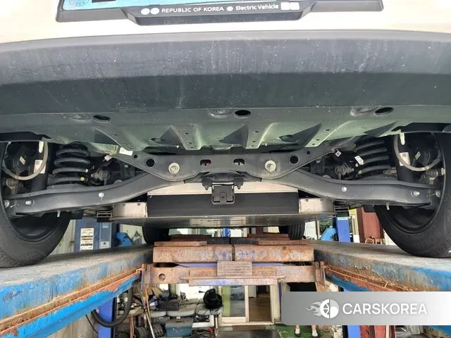 Kia Niro EV id 3192941 из Кореи 10