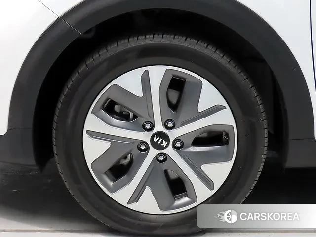 Kia Niro EV id 3049312 из Кореи 10