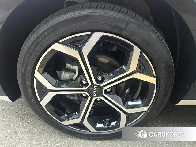 Kia Di Ol Nu Niro id 4382825 из Кореи 10