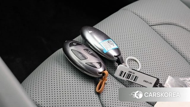 Hyundai The New Avante Hybrid (CN7) id 4904940 из Кореи 10