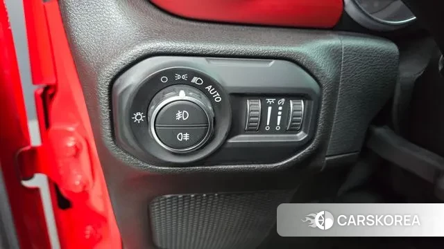 Jeep Wrangler (JL) id 3361381 из Кореи 10