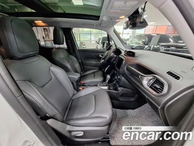 Jeep Renegade id 2949437 из Кореи 10