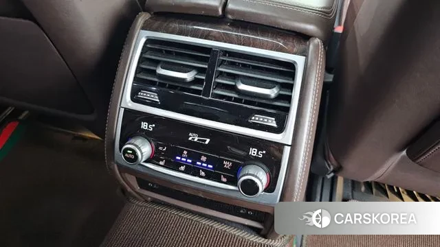 BMW 7 Series (G11) id 3018852 из Кореи 10