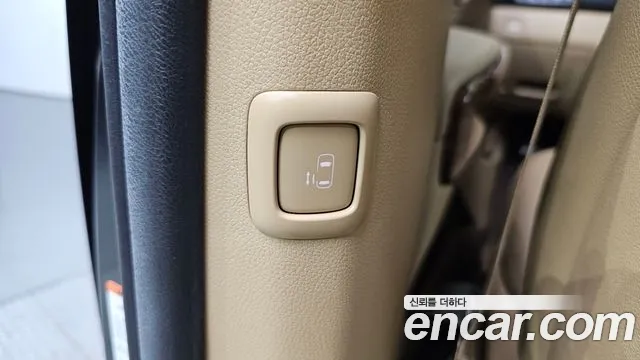 Kia All New Carnival id 2499339 из Кореи 10