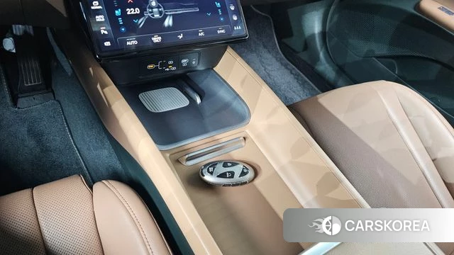 Hyundai Grandeur Hybrid (GN7) id 4941913 из Кореи 10
