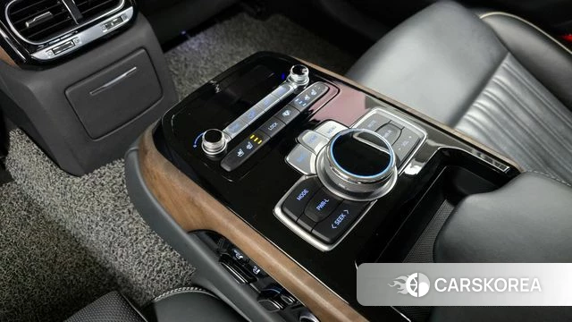 Genesis G90 id 3867092 из Кореи 10