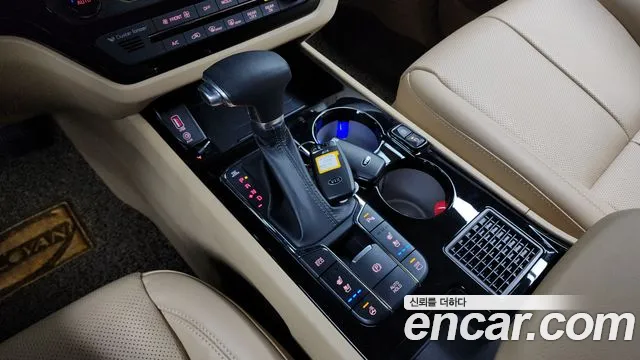 Kia The New Carnival id 2695431 из Кореи 10