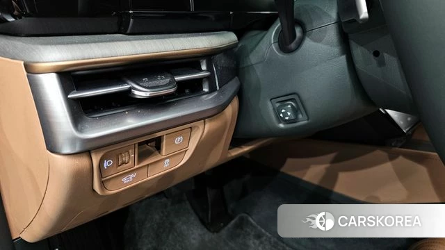 Hyundai Grandeur (GN7) id 3817621 из Кореи 10