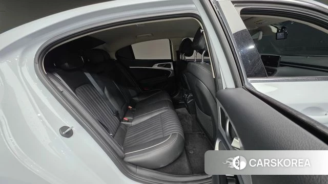 Genesis The New G70 id 3807371 из Кореи 10