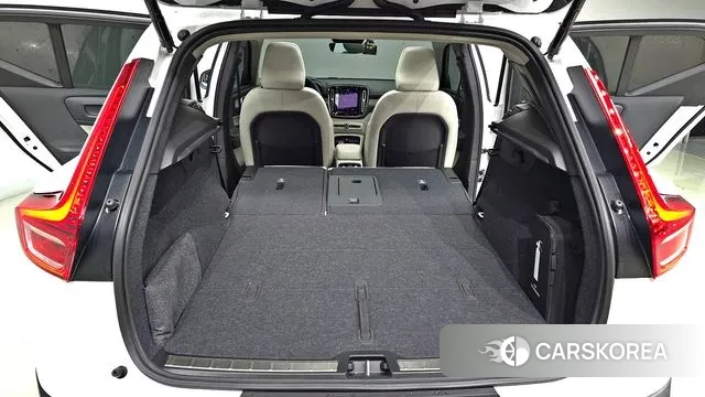 Volvo XC40 id 3079909 из Кореи 10