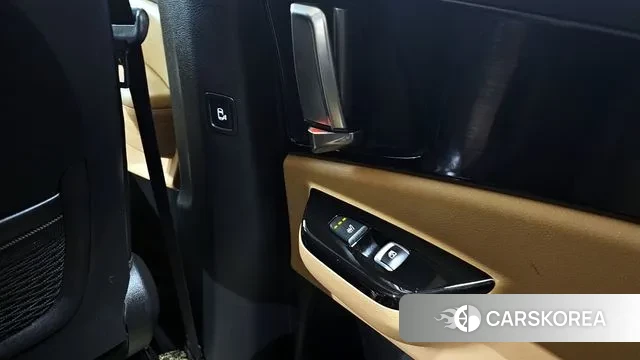 Kia Carnival 4th generation id 2930430 из Кореи 10