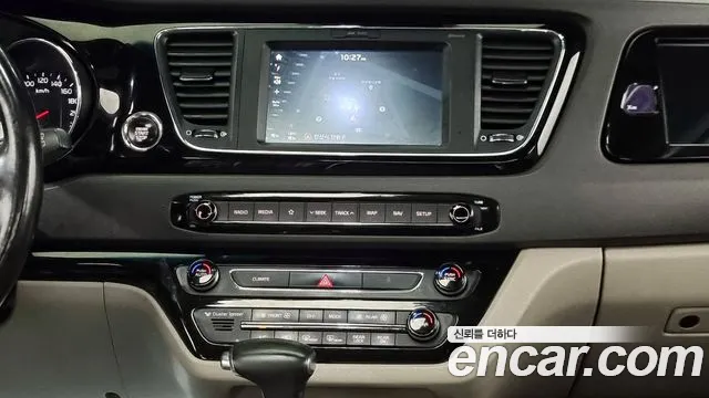 Kia All New Carnival id 2813924 из Кореи 10