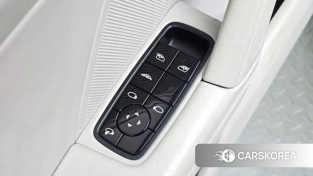 Porsche 911(992) id 4712516 из Кореи 10