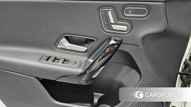 Mercedes-Benz A-Class W177 id 3834263 из Кореи 10