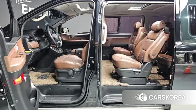 Hyundai The New Grand Starex id 3754260 из Кореи 10