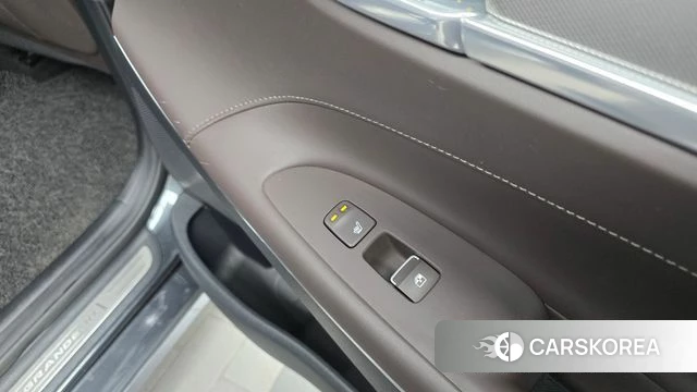 Hyundai The New Grandeur IG Hybrid id 4470994 из Кореи 10