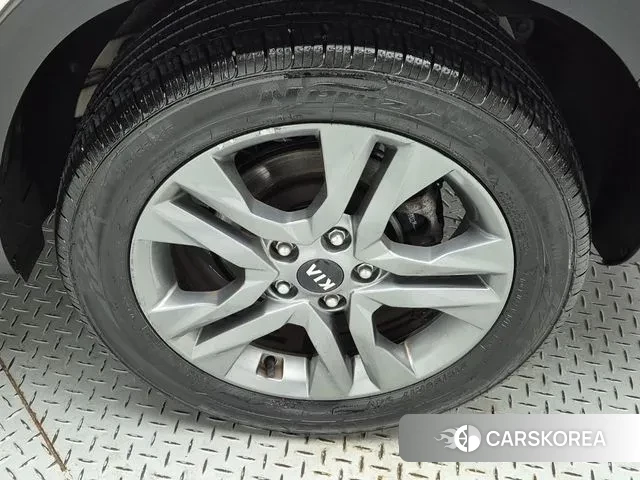 Kia Seltos id 3374311 из Кореи 10