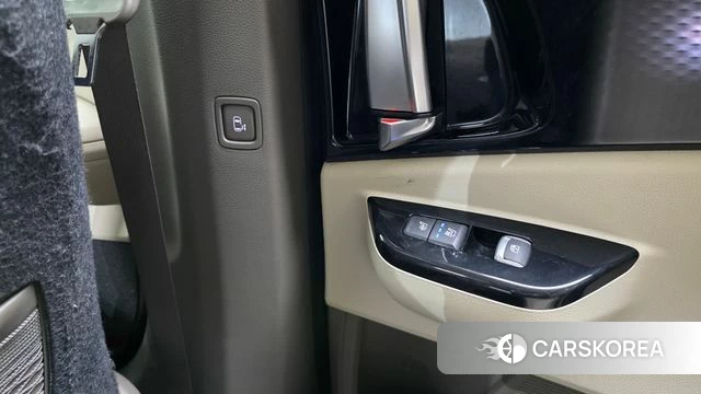 Kia Carnival 4th generation id 4632255 из Кореи 10