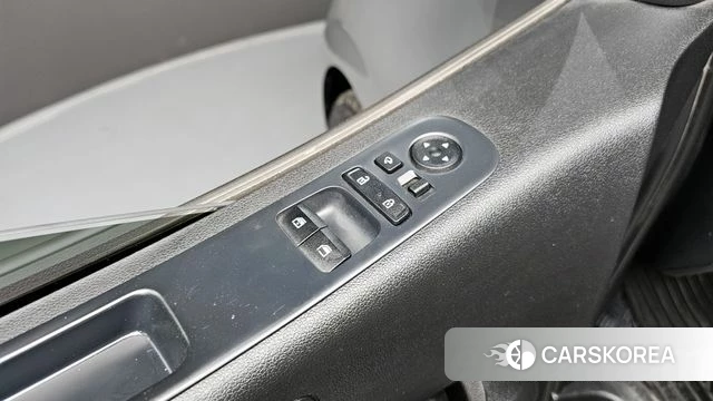 Hyundai Staria id 4323321 из Кореи 10