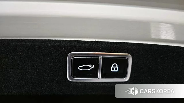 Hyundai Grandeur (GN7) id 3858522 из Кореи 10