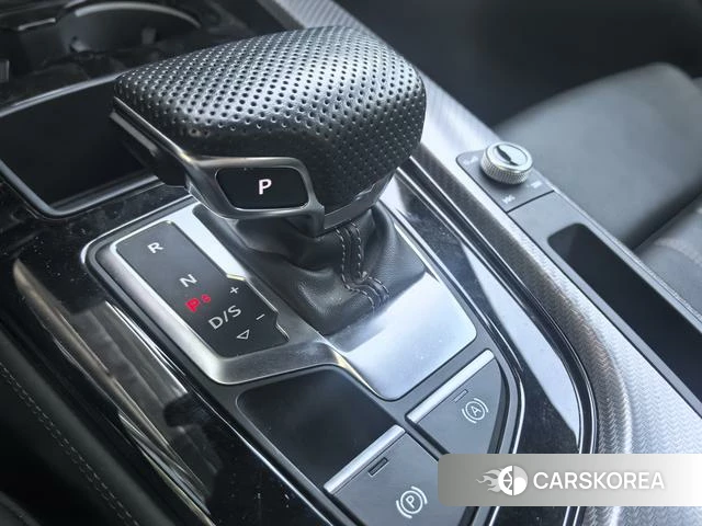 Audi A4L id 4257200 из Китая 10