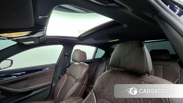 BMW 5 Series (G30) id 3871777 из Кореи 10