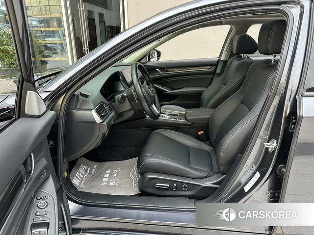 Honda Accord id 4348797 из Китая 10