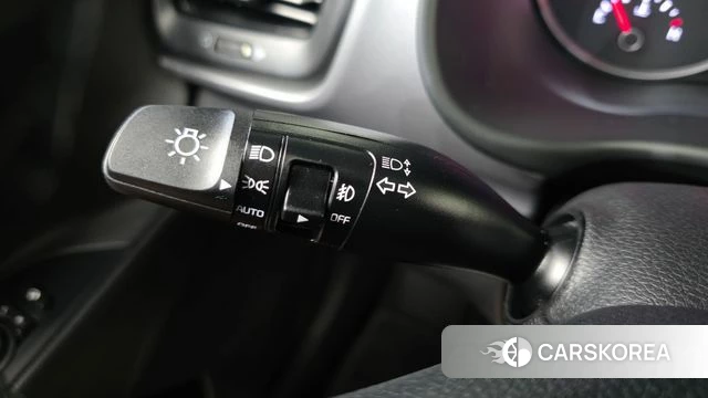 Kia Stonic id 4491165 из Кореи 10