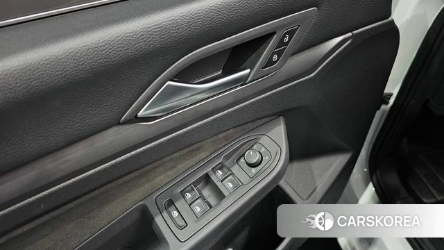 Volkswagen Golf 8th Generation id 4349773 из Кореи 10