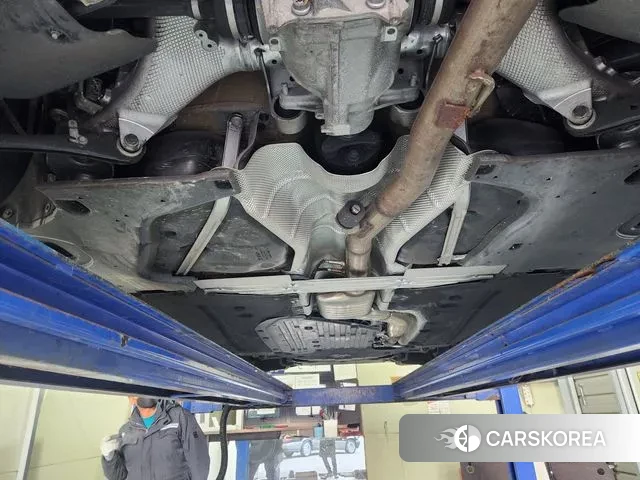 BMW 5 Series (G30) id 3732836 из Кореи 10