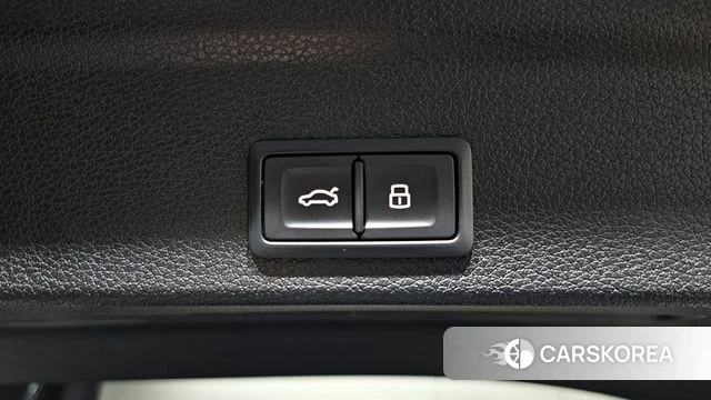 Audi Q3 (F3) id 3806252 из Кореи 10