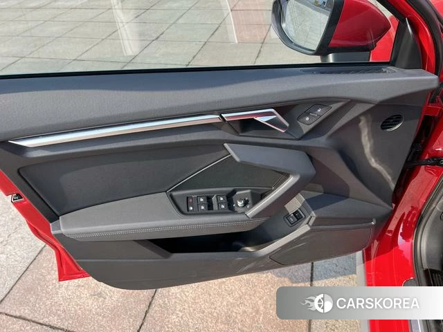 Audi A3 id 4027654 из Китая 10