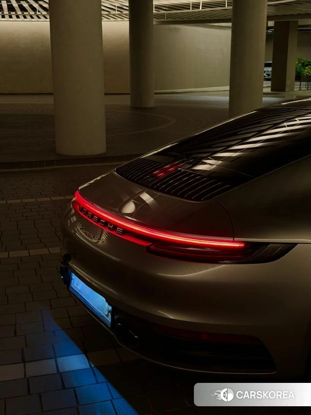Porsche 911(992) id 4642409 из Кореи 10