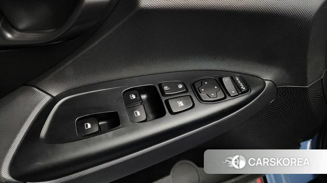 Hyundai Veloster (JS) id 4285361 из Кореи 10