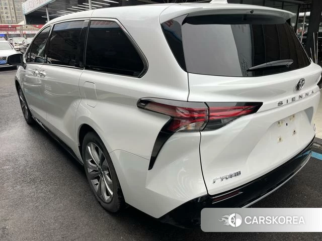 Toyota Saina id 4261228 из Китая 10