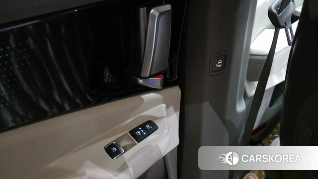 Kia The New Carnival 4th Generation id 3786618 из Кореи 10