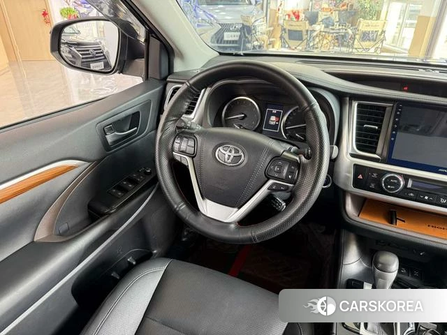 Toyota Highlander id 4275469 из Китая 10