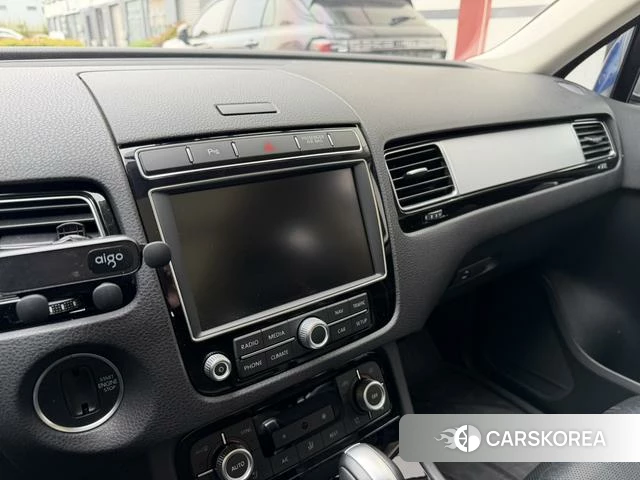 Volkswagen Touareg id 4213102 из Китая 10