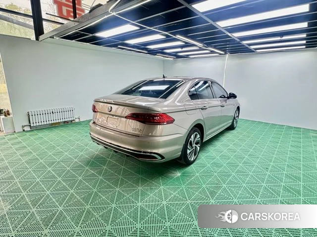 Volkswagen Bora id 4278605 из Китая 10